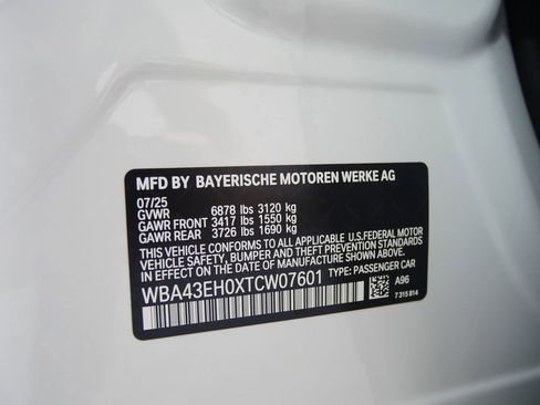 New 2026 BMW 750e xDrive w/ Executive Package image 26