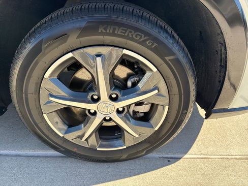 Certified 2024 Honda HR-V EX-L image 13