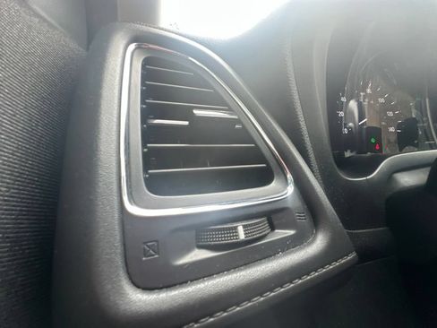 Used 2022 Honda HR-V EX image 7