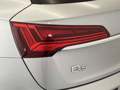 Certified 2023 Audi Q5 2.0T Premium w/ Convenience Package image 16