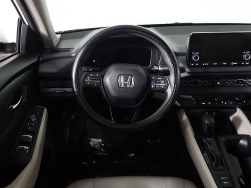 Used 2023 Honda Accord LX image 31