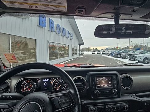 Used 2020 Jeep Gladiator Sport w/ Trailer Tow Package image 2