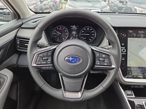 Certified 2025 Subaru Outback Premium AWD/4WD image 18