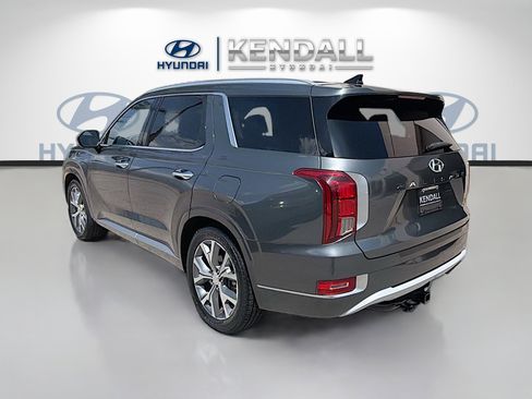 Used 2021 Hyundai Palisade Limited FWD image 4
