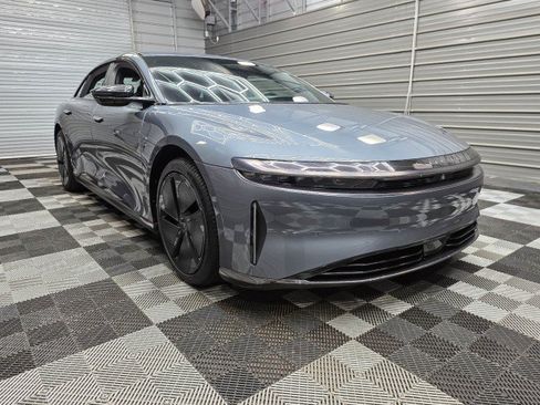 Used 2024 Lucid Air Pure RWD image 5
