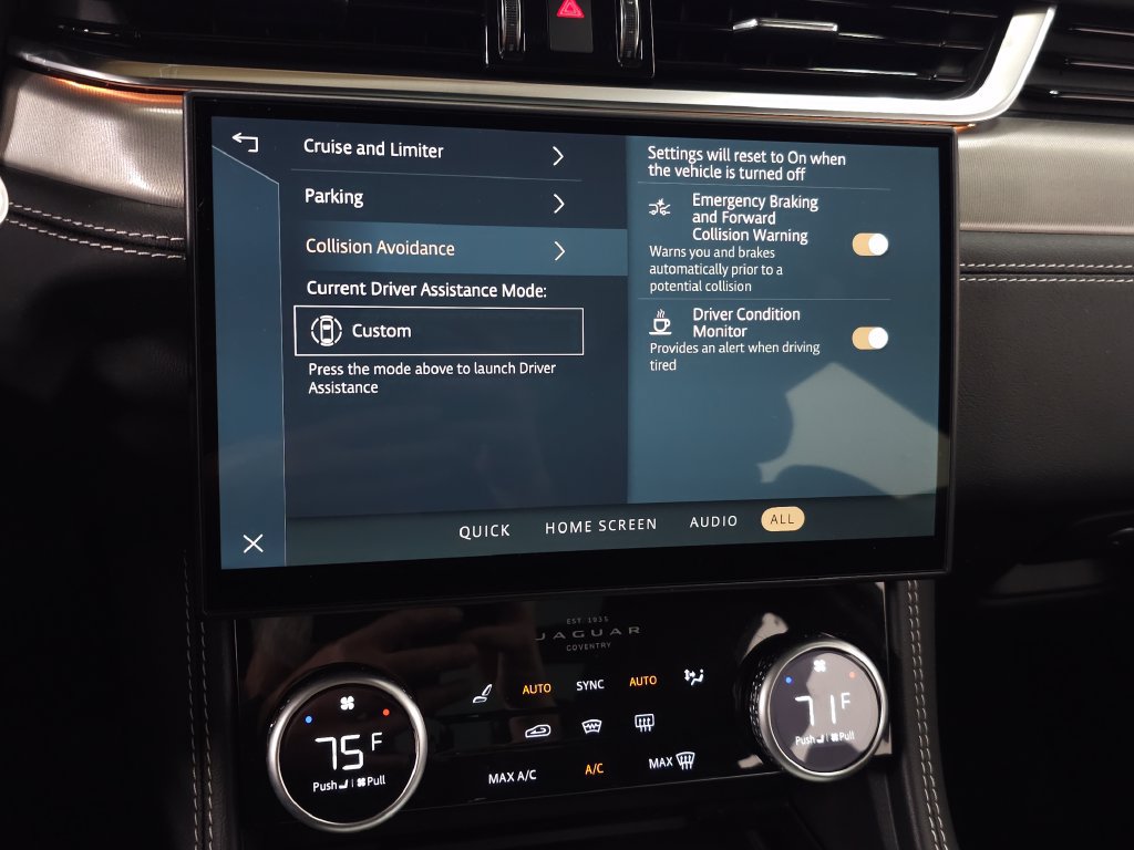Used 2025 Jaguar F-PACE R-Dynamic S AWD/4WD image 27