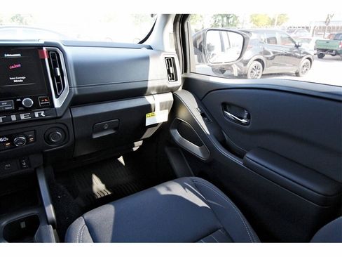 New 2026 Nissan Frontier SV w/ SV Convenience Package image 10