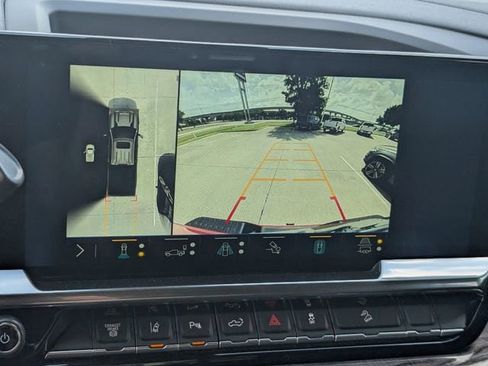 Used 2024 Chevrolet Silverado 2500 LTZ w/ LTZ Plus Package image 14