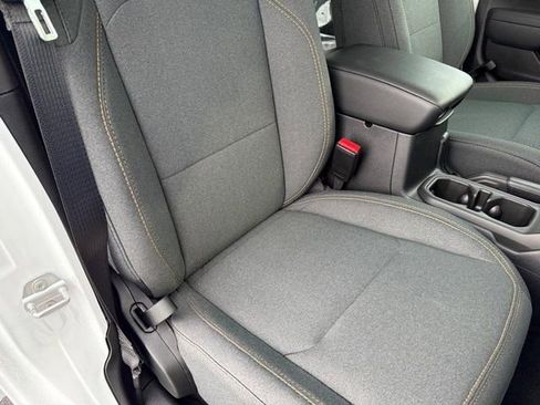 New 2025 Jeep Gladiator Willys image 16