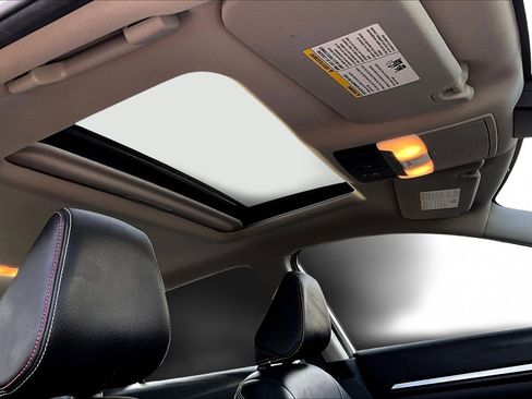 Used 2023 Nissan Altima 2.5 SR w/ SR Premium Package image 18