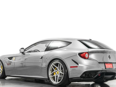 Used 2015 Ferrari FF image 31