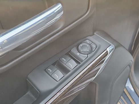 Used 2021 GMC Sierra 1500 SLE image 23