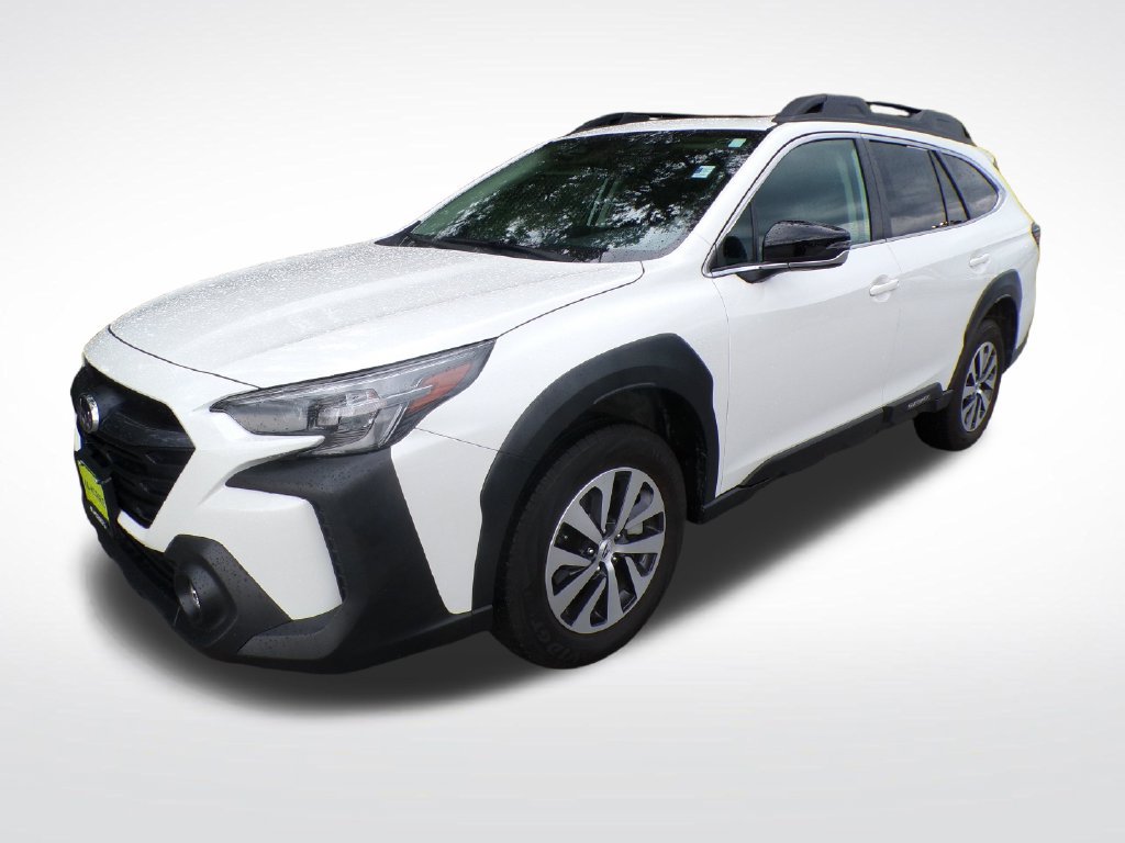 Used 2025 Subaru Outback Premium AWD/4WD image 2