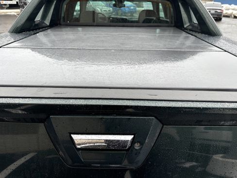 Used 2003 Cadillac Escalade EXT image 7