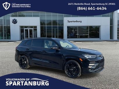 New 2025 Volkswagen Tiguan SE R-Line