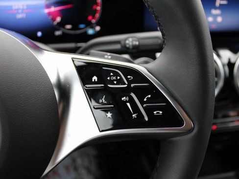 New 2025 Mercedes-Benz GLA 250 GLA 250 image 19