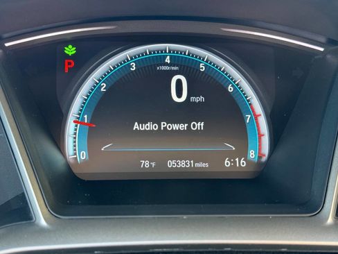 Used 2018 Honda Civic EX image 14