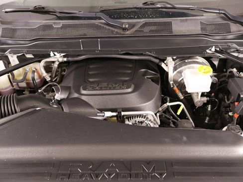 Used 2025 RAM 2500 Big Horn AWD/4WD image 19