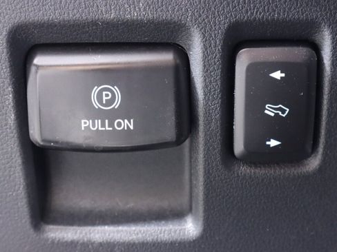 Used 2021 Ford F150 Lariat w/ Equipment Group 502A High image 13