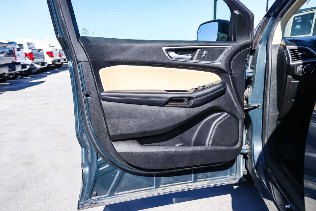 Used 2019 Ford Edge SEL w/ Equipment Group 201A FWD image 20