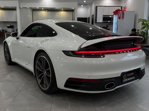 Used 2021 Porsche 911 Carrera image 5