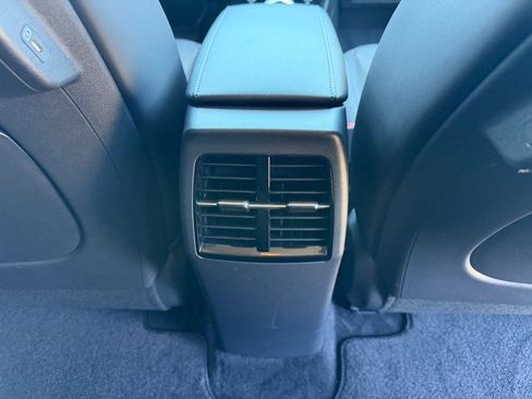 Used 2024 Kia Niro Wind w/ Wind Preserve Package FWD image 41
