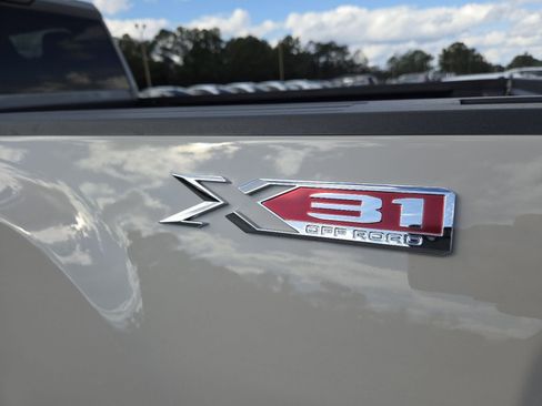 New 2026 GMC Sierra 2500 Pro image 25