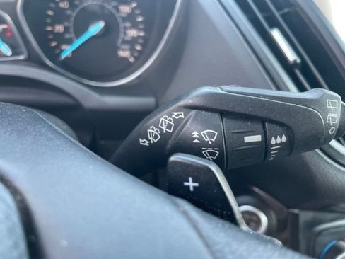 Used 2017 Ford Escape Titanium FWD image 30