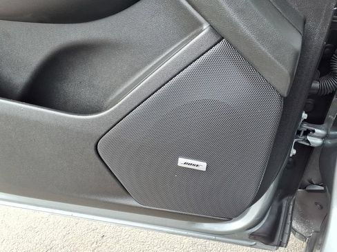 Used 2024 Cadillac XT6 Premium Luxury w/ LPO, Floor Liner Package FWD image 20