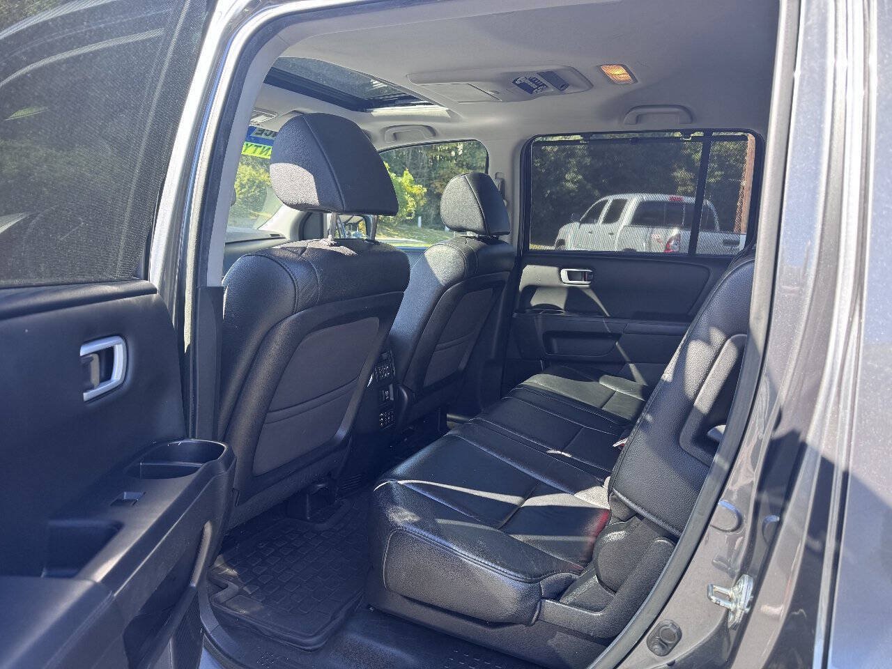 Used 2012 Honda Pilot Touring image 10