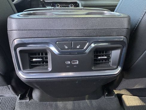 Used 2025 GMC Sierra 3500 Denali w/ Denali Reserve Package AWD/4WD image 26