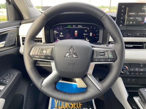 New 2026 Mitsubishi Outlander SEL AWD/4WD image 23