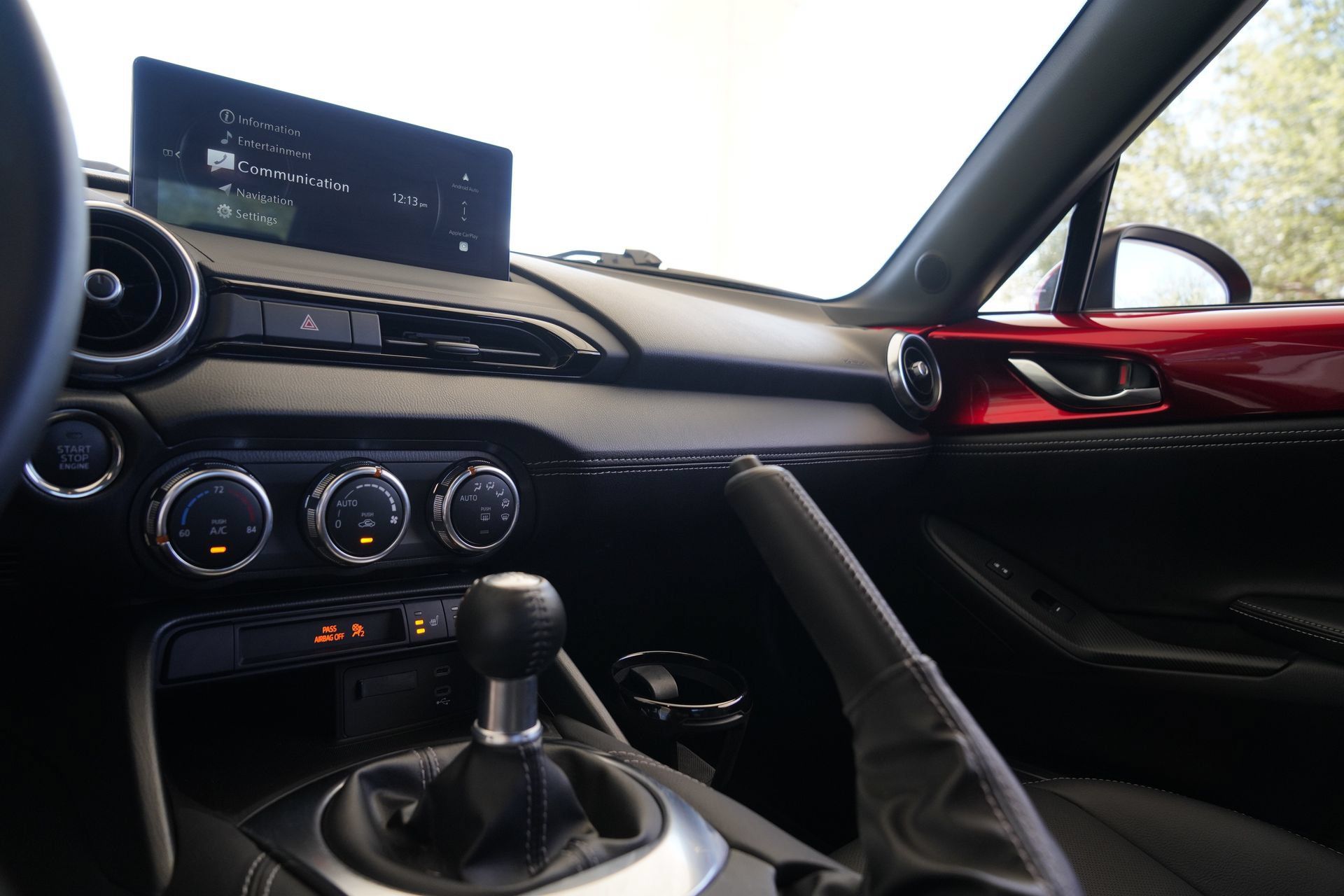 Used 2025 MAZDA MX-5 Miata Grand Touring RWD image 18