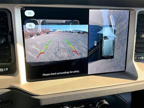 Used 2025 Ford Bronco Outer Banks image 21