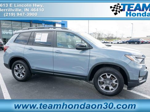 Used 2023 Honda Passport TrailSport image 1