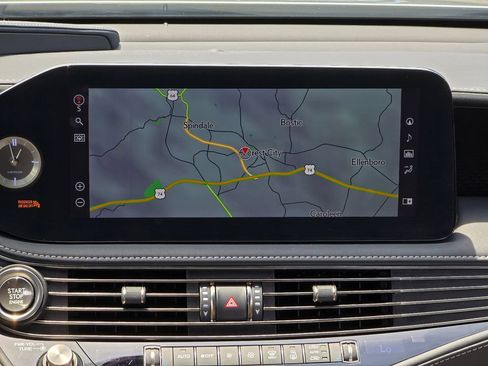Used 2021 Lexus LS 500 w/ Interior Upgrade Package RWD image 4