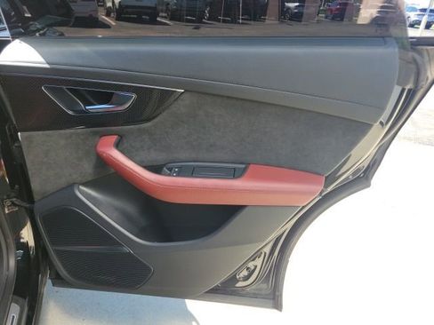 Used 2022 Audi SQ8 Prestige w/ Prestige Package image 23