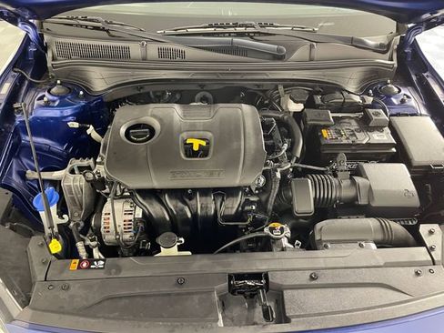 Certified 2021 Kia Forte GT-Line FWD image 21