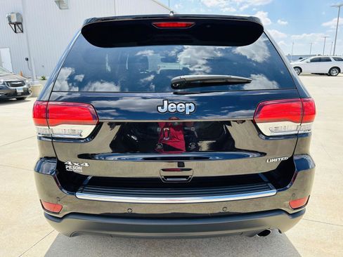Used 2021 Jeep Grand Cherokee Limited w/ Luxury Group II image 39