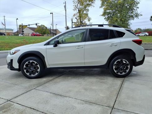 Used 2023 Subaru Crosstrek 2.0i image 5