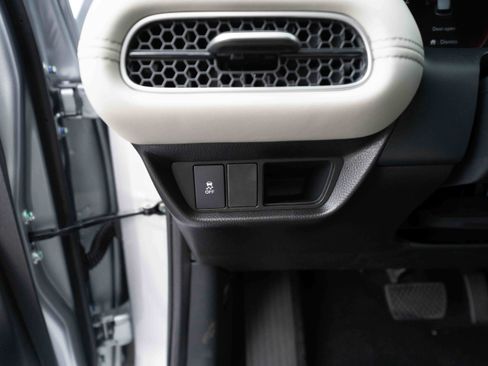 New 2026 Honda HR-V EX-L image 11