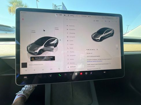 Used 2022 Tesla Model 3 RWD image 13