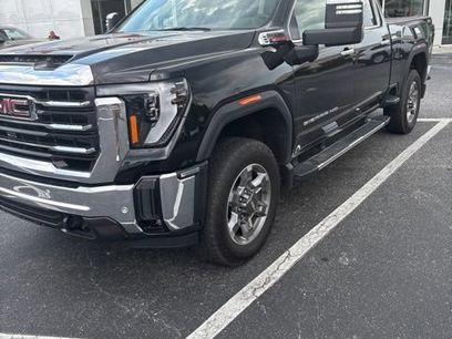 Used 2025 GMC Sierra 2500 SLT w/ SLT Premium Package