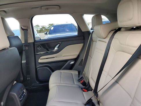 New 2026 Lincoln Corsair Reserve image 11