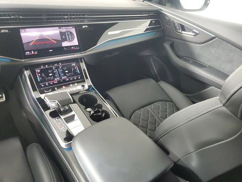 Used 2025 Audi SQ8 Prestige w/ Prestige Package AWD/4WD image 16