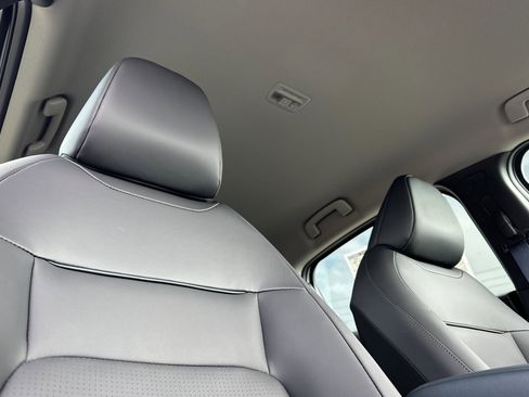 New 2026 Nissan Leaf SV+ w/ Illuminated Package image 17