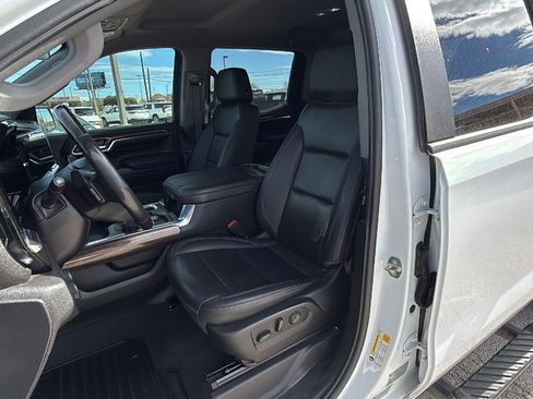 Used 2023 Chevrolet Silverado 1500 RST w/ Convenience Package II image 12