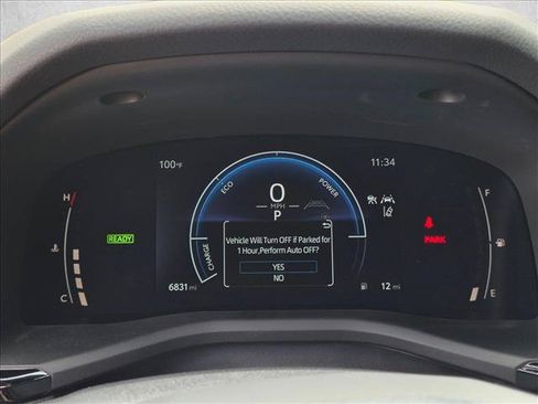 Used 2026 Toyota Camry SE FWD image 10