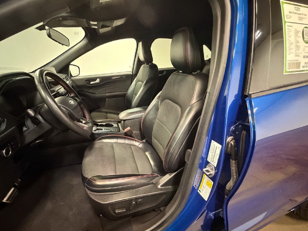 Used 2023 Ford Escape ST-Line AWD/4WD image 12