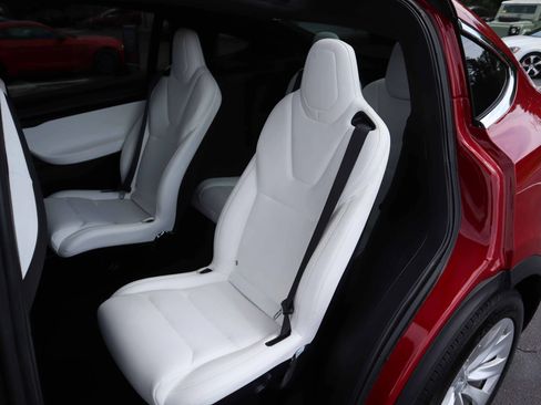 Used 2019 Tesla Model X Long Range AWD/4WD image 3
